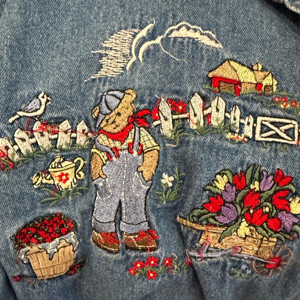 Vintage Cabin Creek Denim Embroidered Button Down Shirt - Picture 5 of 7